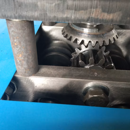 Economical Type Z Lock Lachine Cheap Price Lockformer Machine for Sale